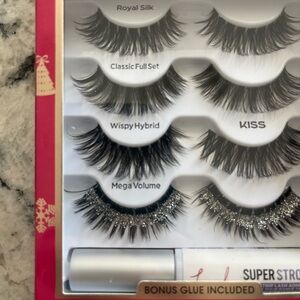 NIB Kiss Luxtensions Collection Lashes Super Slim Band Lgt. Weight 4 Pair w/Glue